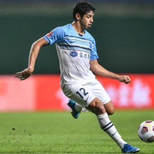 世界杯下载入口-吉列尔梅助攻梅开二度 广州城状态火热稳居争冠组